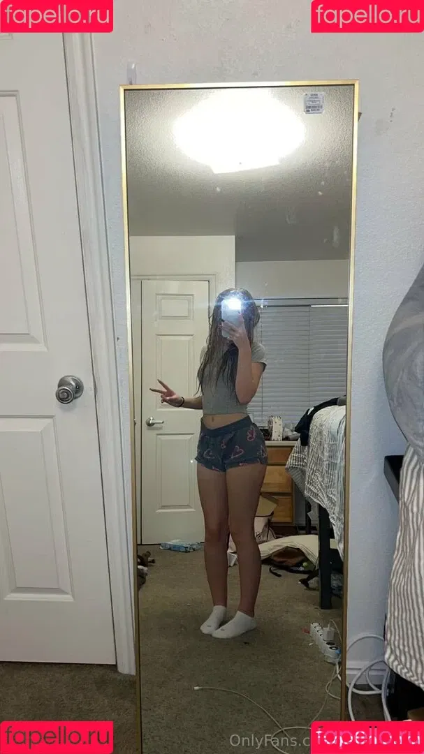 mileyeilish Onlyfans Photo Gallery 