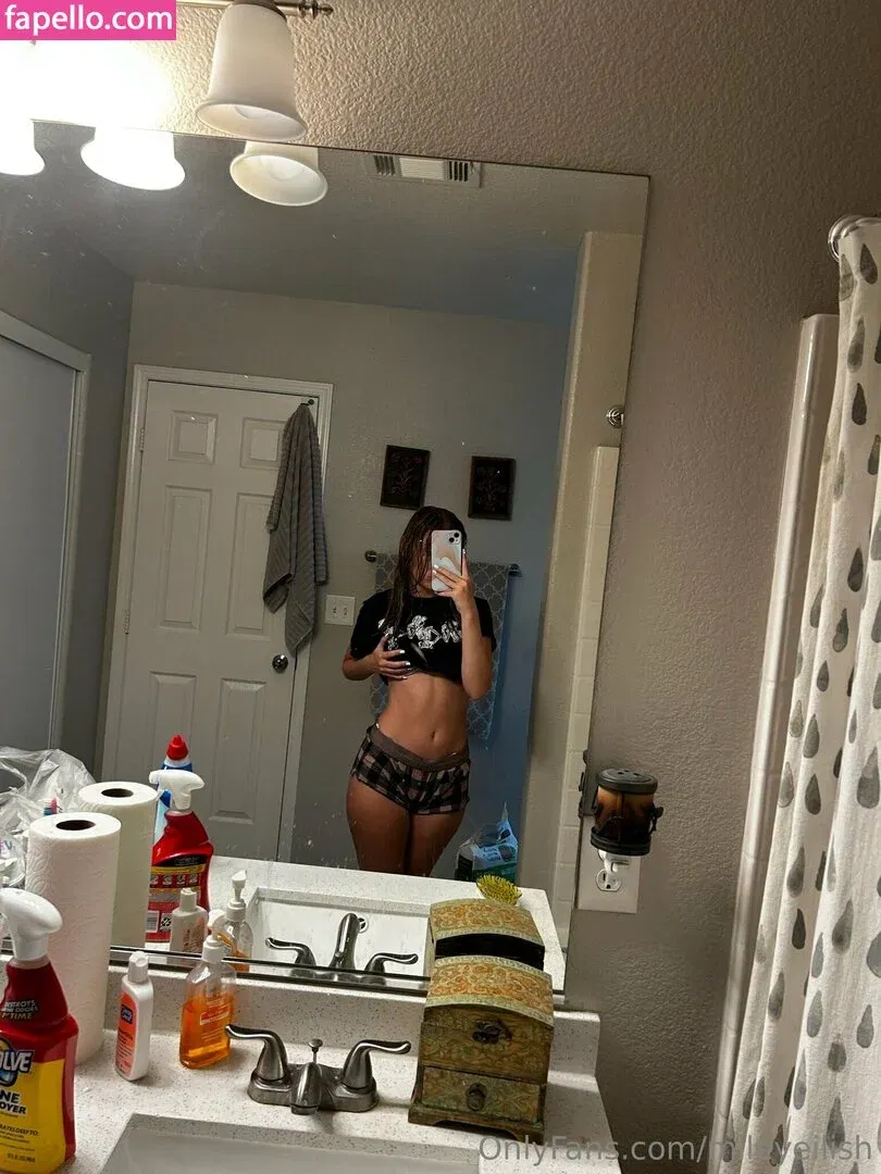 mileyeilish Onlyfans Photo Gallery 