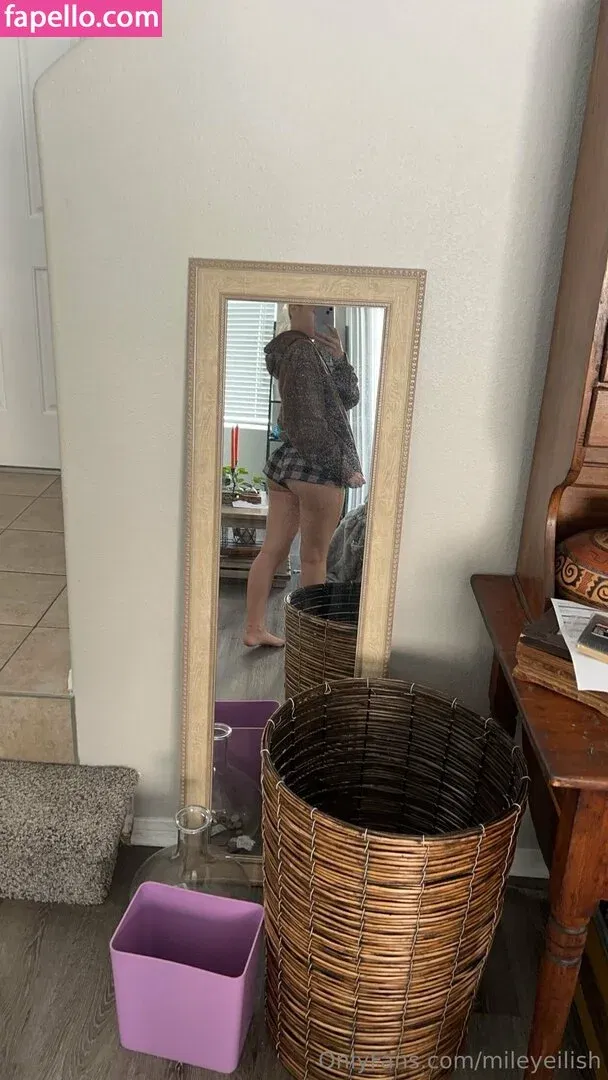 mileyeilish Onlyfans Photo Gallery 