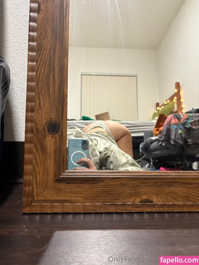 mileyeilish Onlyfans Photo Gallery 