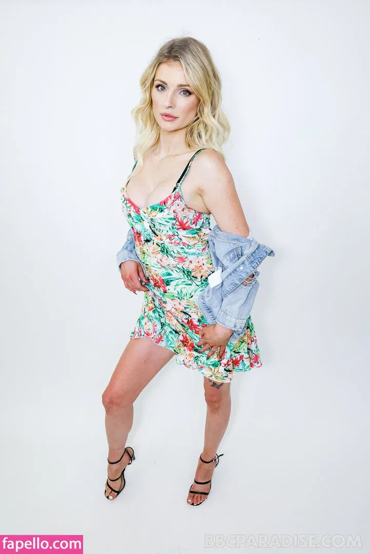 Hyley Winters Onlyfans Photo Gallery 