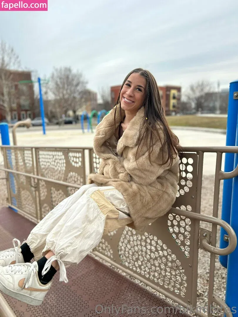 bikinibites Onlyfans Photo Gallery 