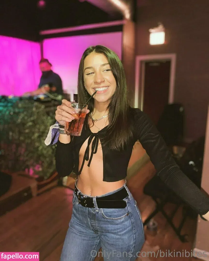 bikinibites Onlyfans Photo Gallery 