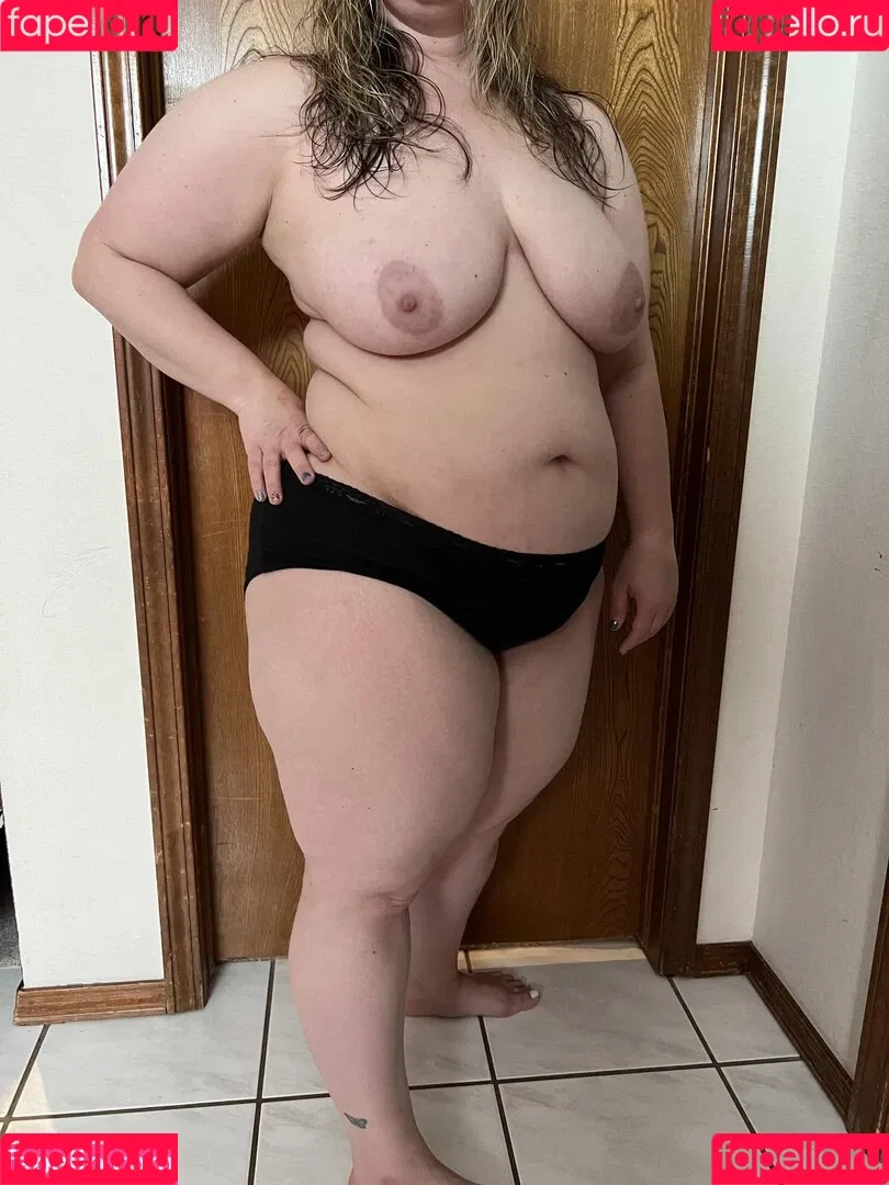 Sassy Momma Onlyfans Photo Gallery 