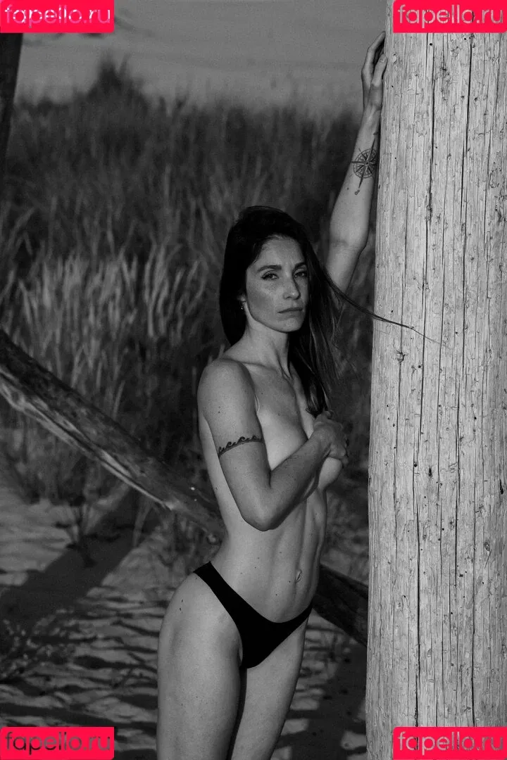 Ophelie Poisson Onlyfans Photo Gallery 