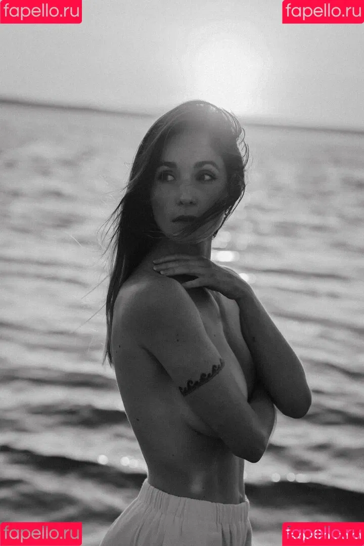 Ophelie Poisson Onlyfans Photo Gallery 