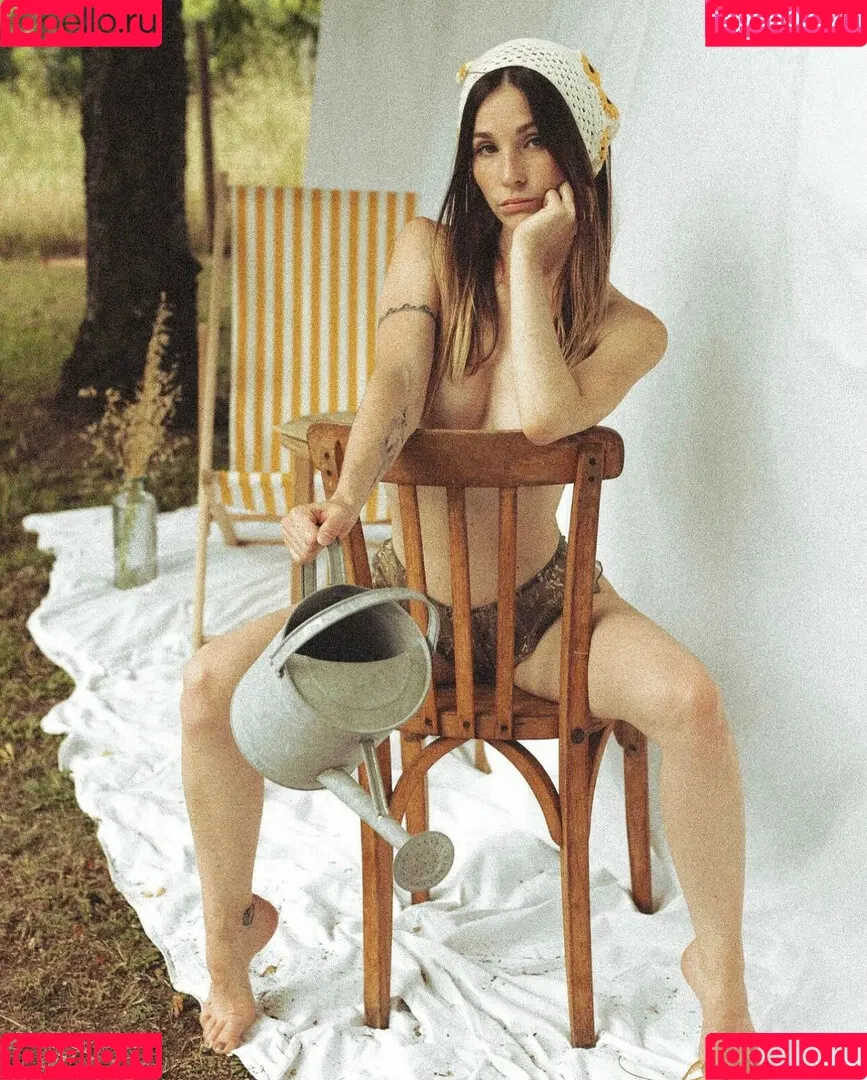 Ophelie Poisson Onlyfans Photo Gallery 