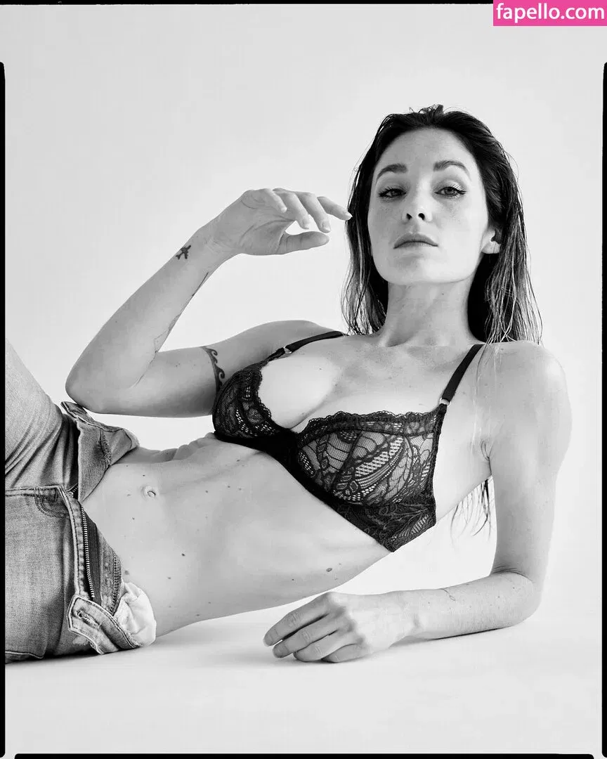 Ophelie Poisson Onlyfans Photo Gallery 