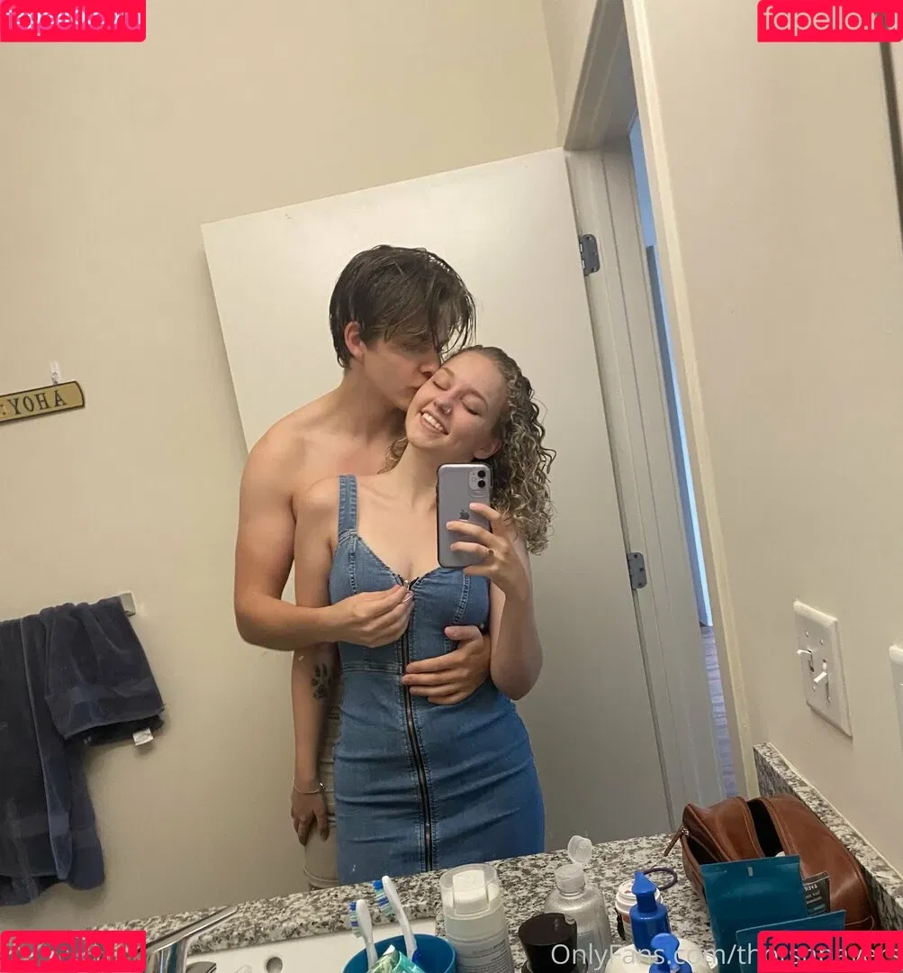 thotsnpayers Onlyfans Photo Gallery 