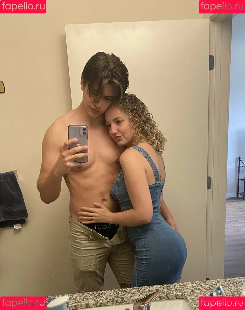 thotsnpayers Onlyfans Photo Gallery 