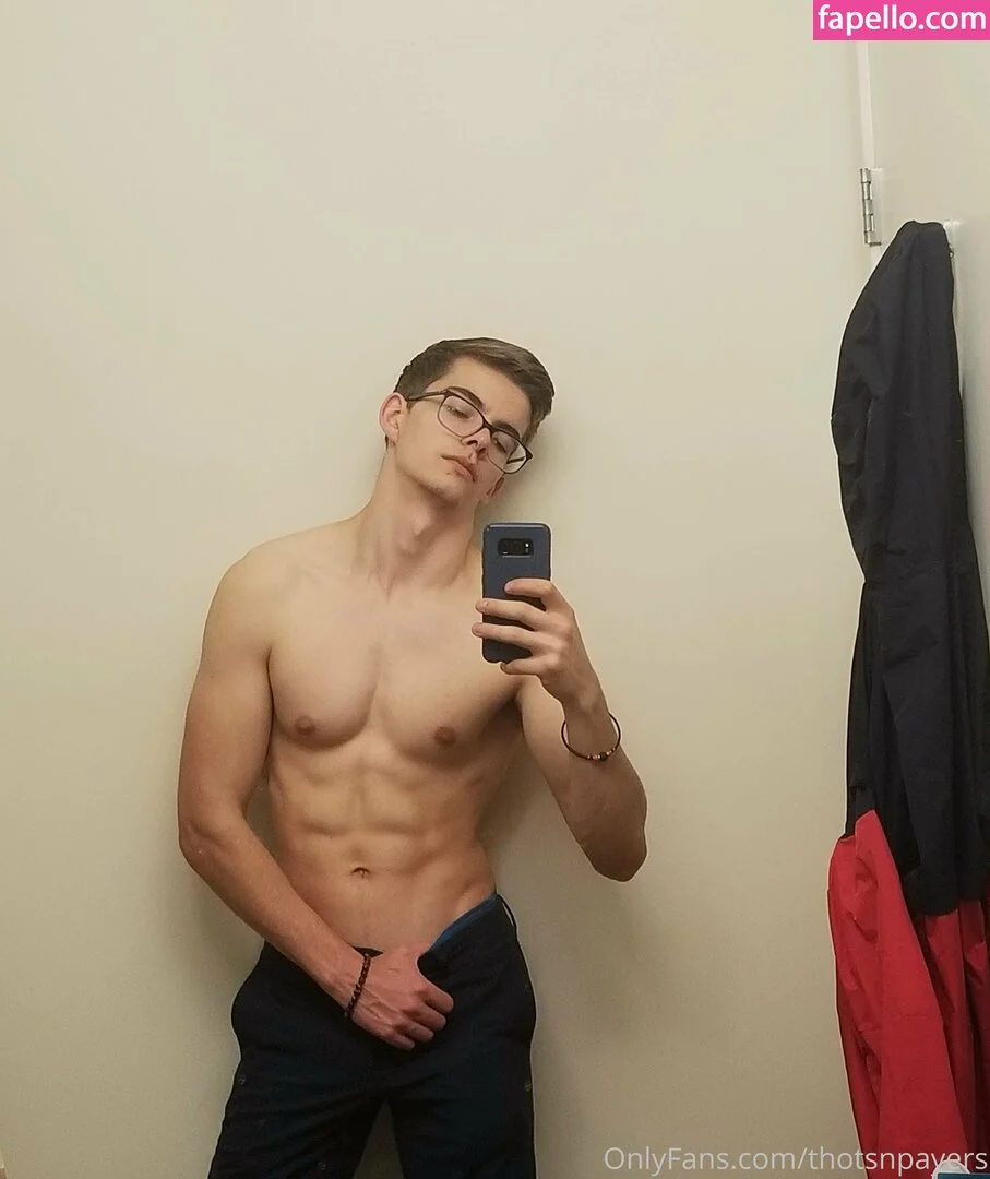 thotsnpayers Onlyfans Photo Gallery 