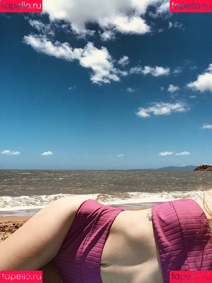 hippiebooty101 Onlyfans Photo Gallery 