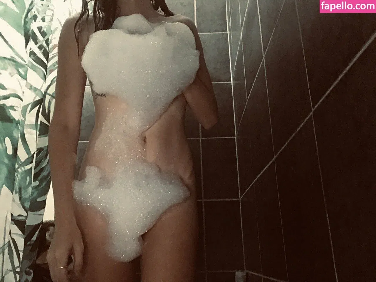 hippiebooty101 Onlyfans Photo Gallery 