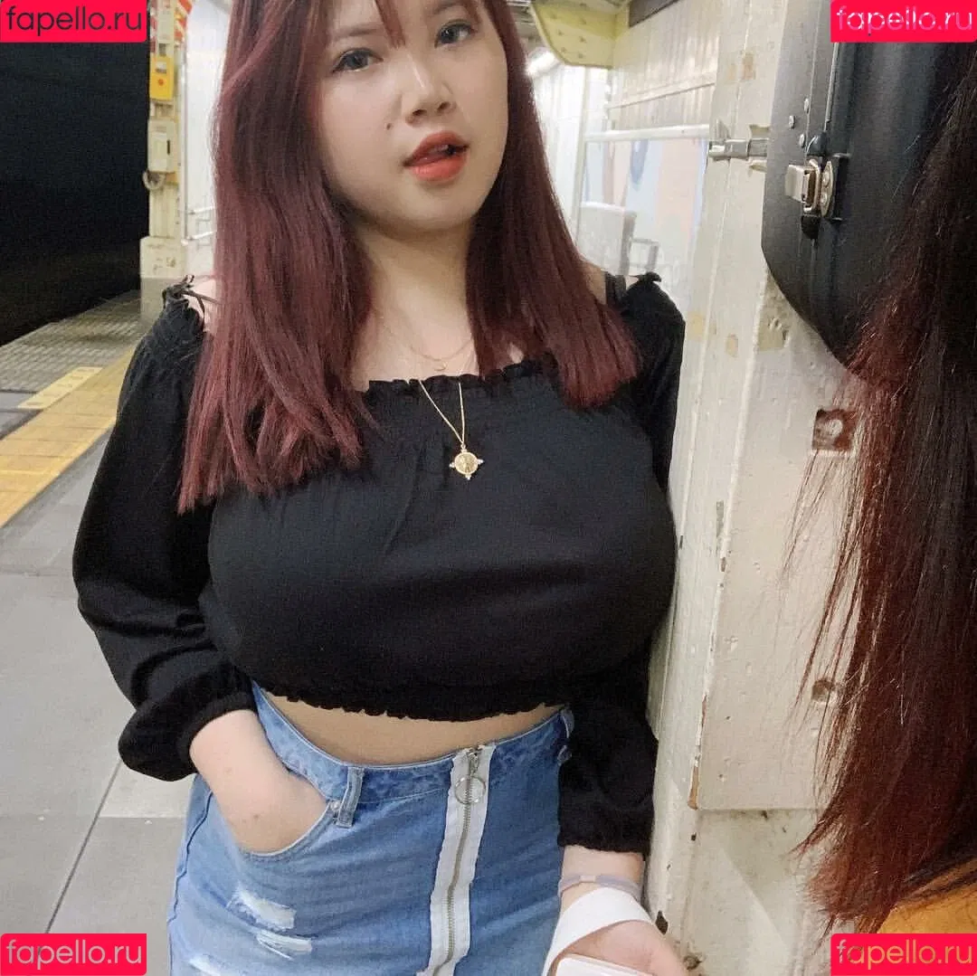 Thu Trang Vo Onlyfans Photo Gallery 