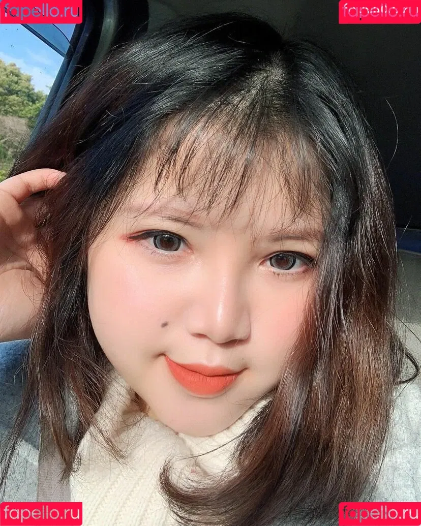 Thu Trang Vo Onlyfans Photo Gallery 