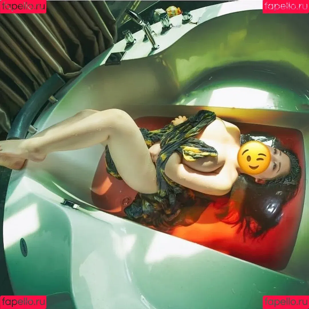 Thu Trang Vo Onlyfans Photo Gallery 