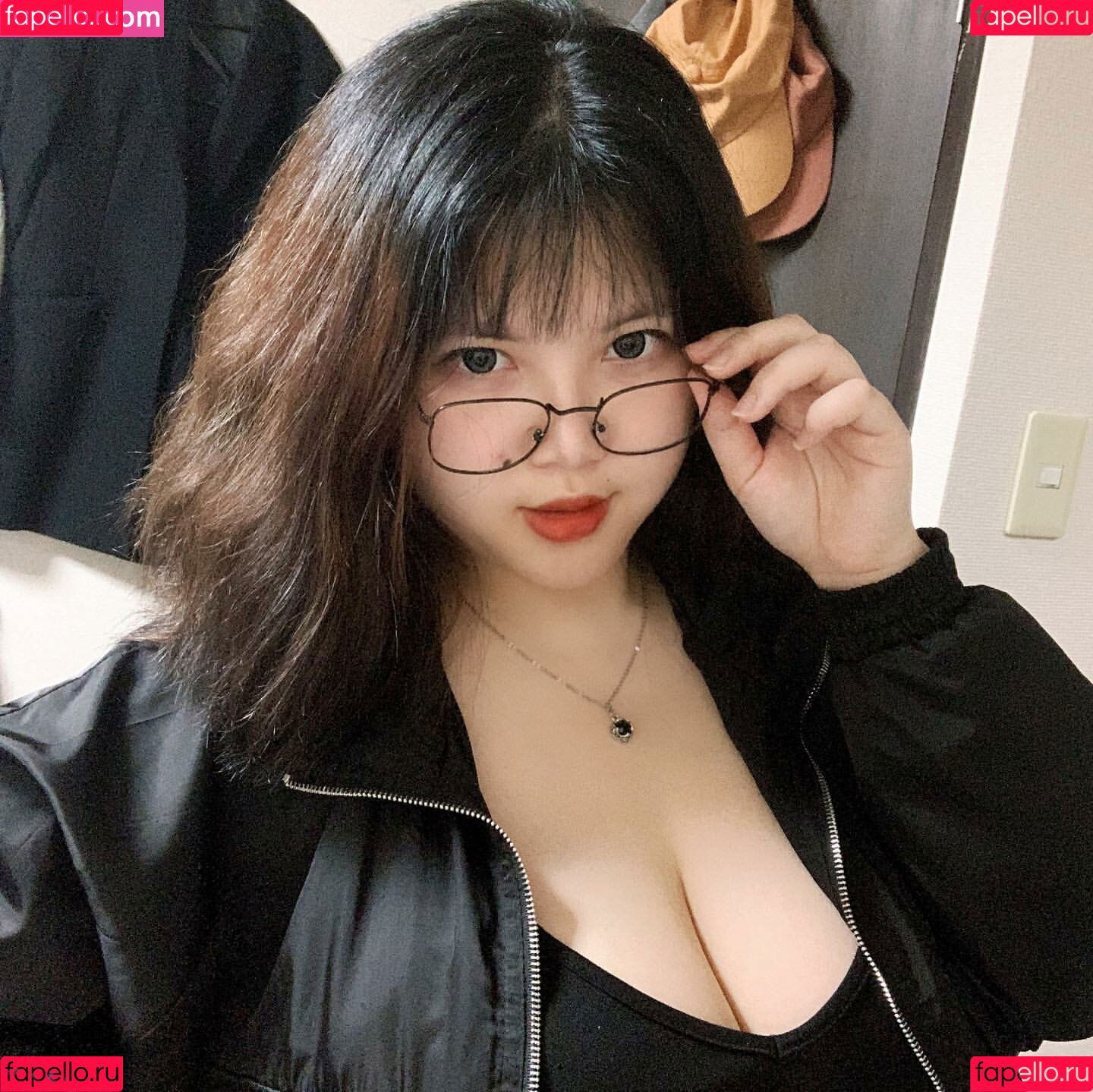 Thu Trang Vo Onlyfans Photo Gallery 