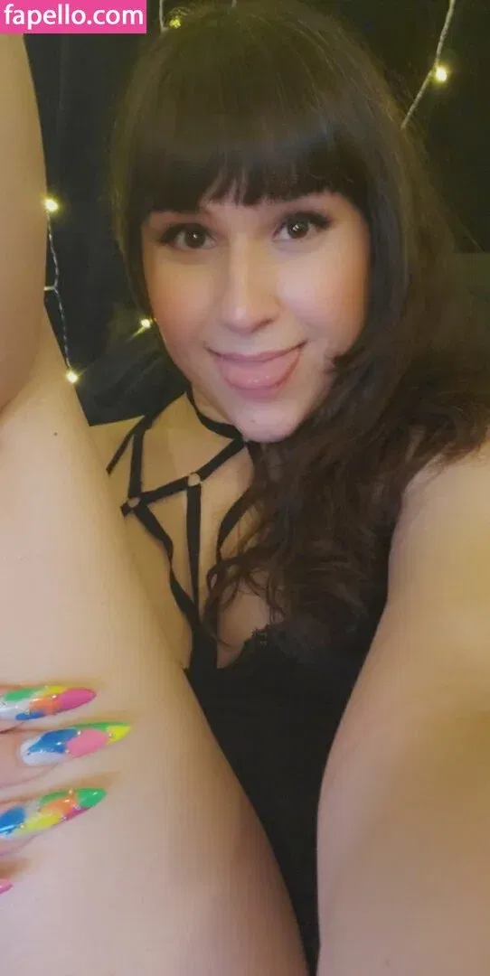 tsroxxxie Onlyfans Photo Gallery 