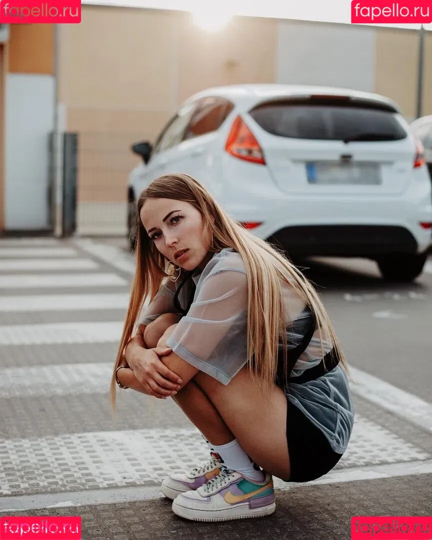 Alina Jäger Onlyfans Photo Gallery 