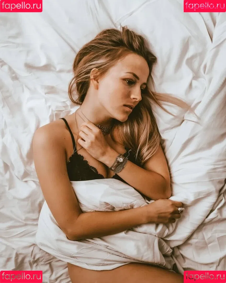 Alina Jäger Onlyfans Photo Gallery 