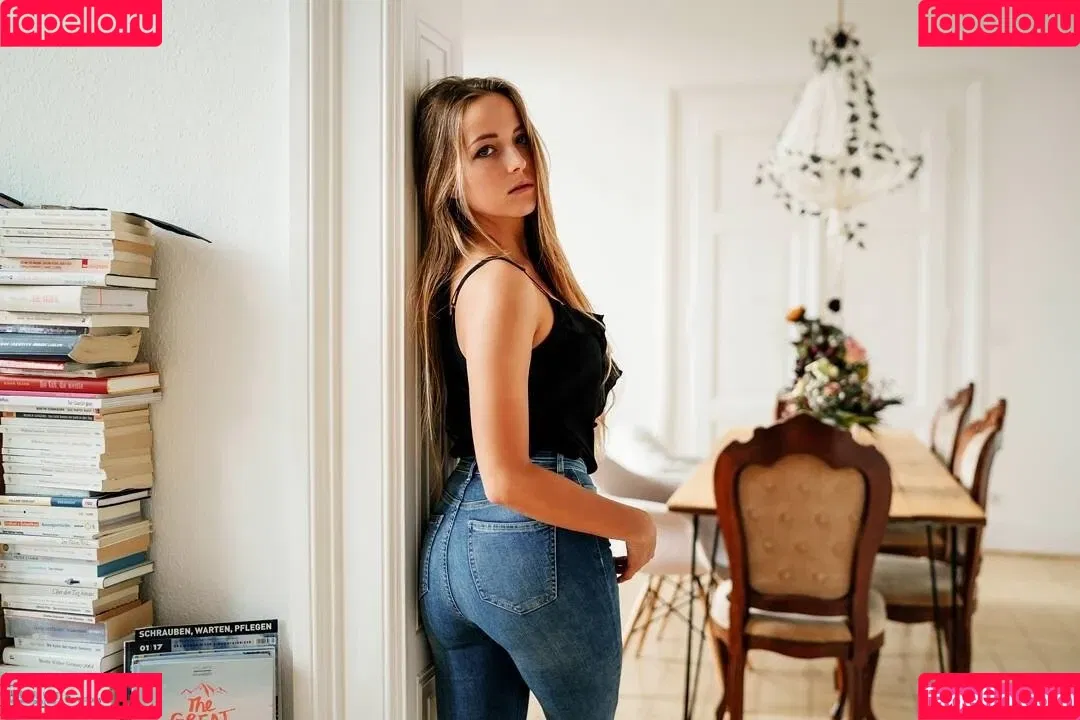 Alina Jäger Onlyfans Photo Gallery 