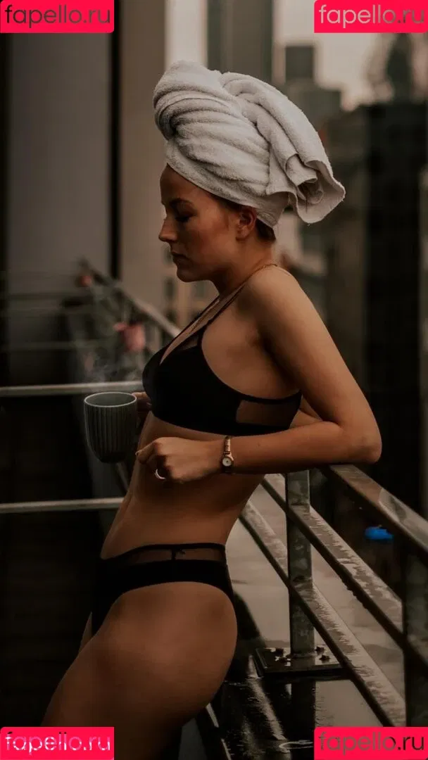 Alina Jäger Onlyfans Photo Gallery 