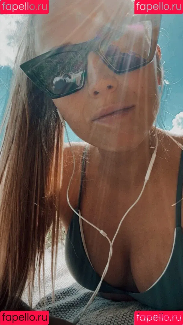 Alina Jäger Onlyfans Photo Gallery 