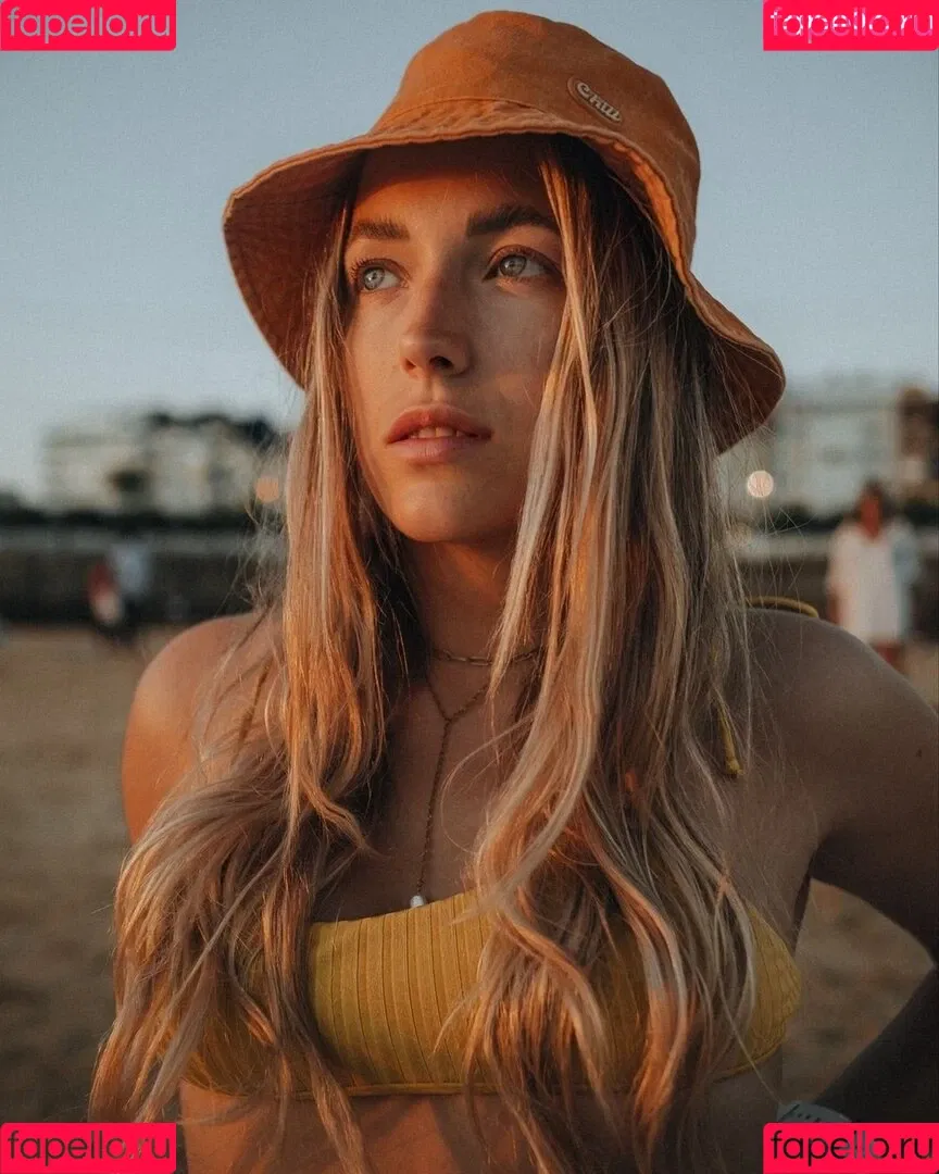 Alina Jäger Onlyfans Photo Gallery 