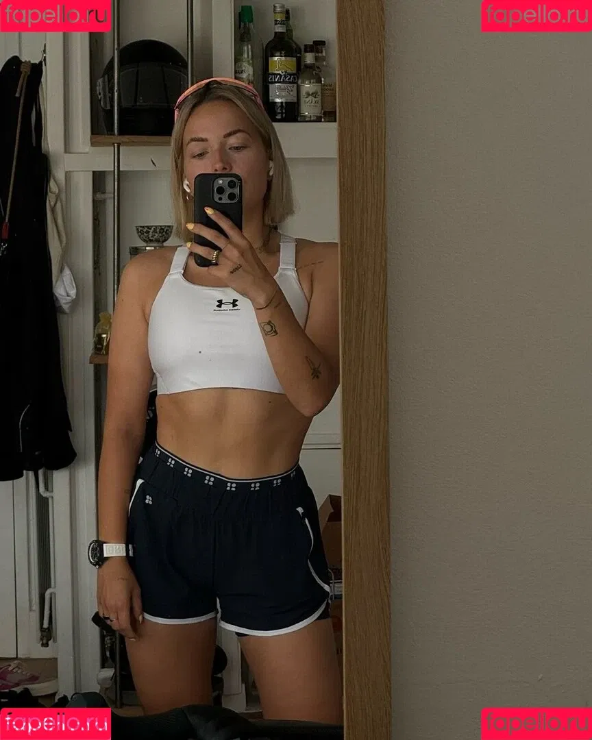Alina Jäger Onlyfans Photo Gallery 