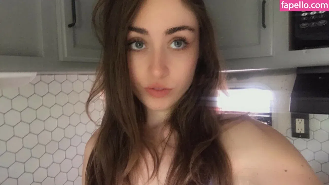 Happysadflower Onlyfans Photo Gallery 