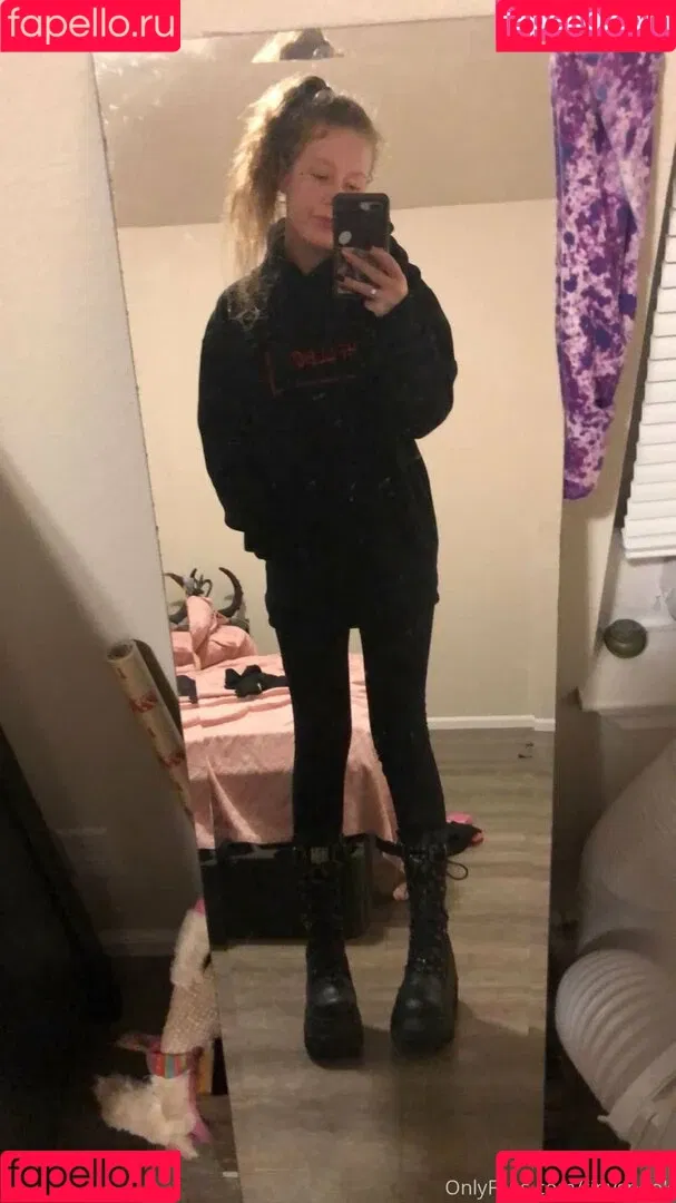 tinyspook Onlyfans Photo Gallery 
