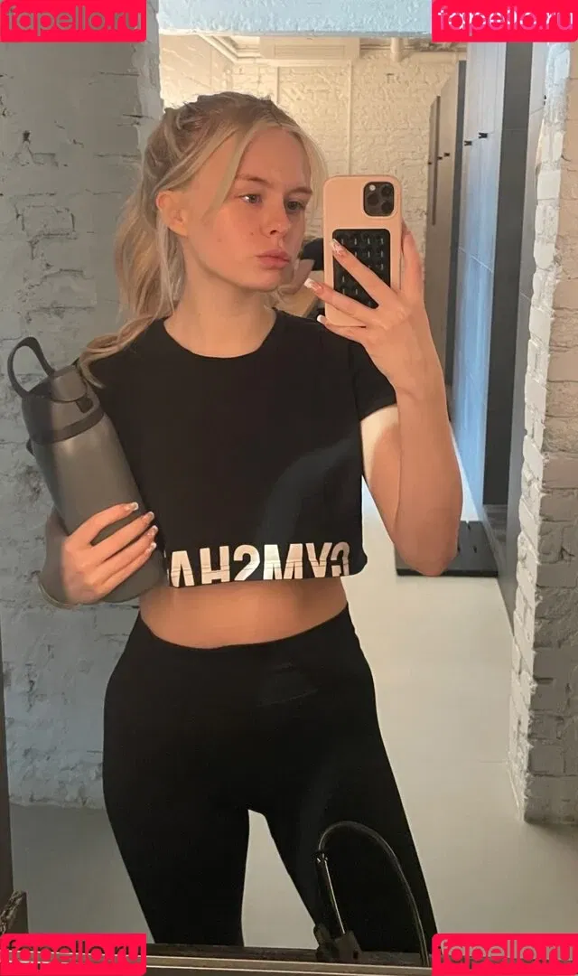 Leni Marie Onlyfans Photo Gallery 