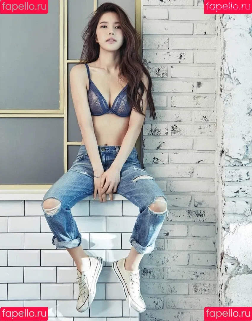 Kim Yong-sun Onlyfans Photo Gallery 