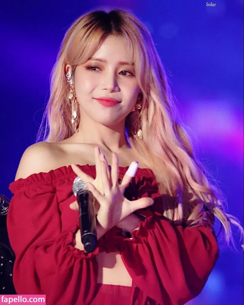 Kim Yong-sun Onlyfans Photo Gallery 