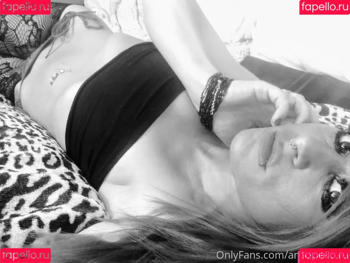 amber22miz Onlyfans Photo Gallery 