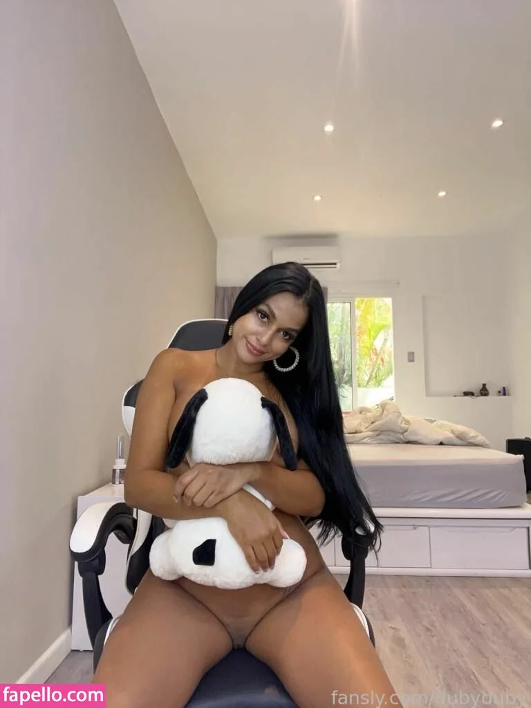 dubyduby Onlyfans Photo Gallery 