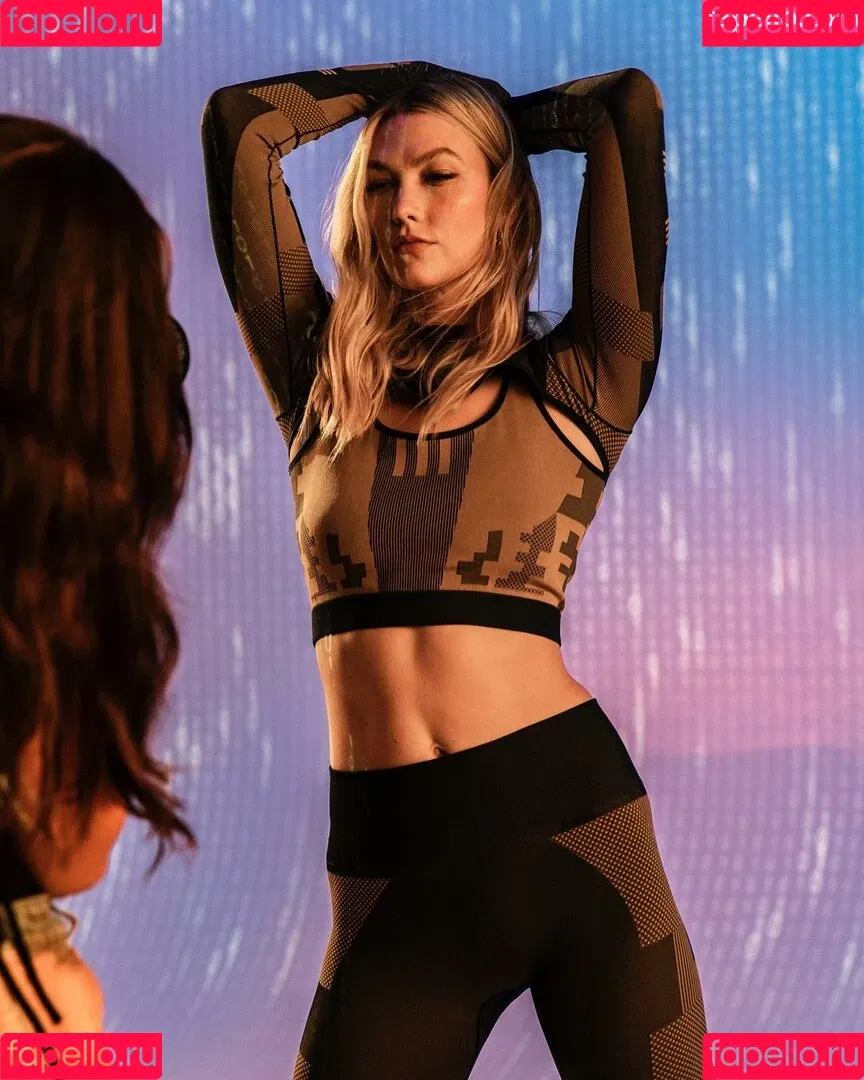 Karlie Kloss Onlyfans Photo Gallery 