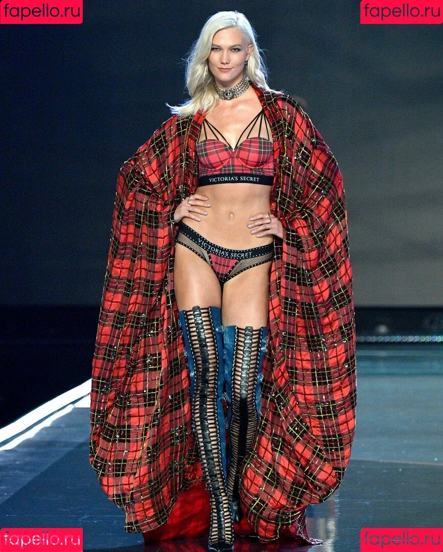Karlie Kloss Onlyfans Photo Gallery 