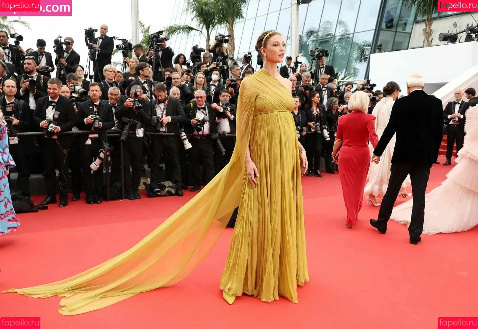 Karlie Kloss Onlyfans Photo Gallery 
