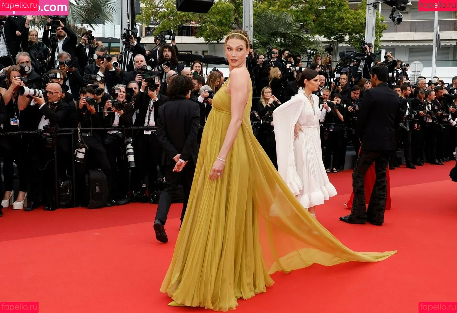 Karlie Kloss Onlyfans Photo Gallery 