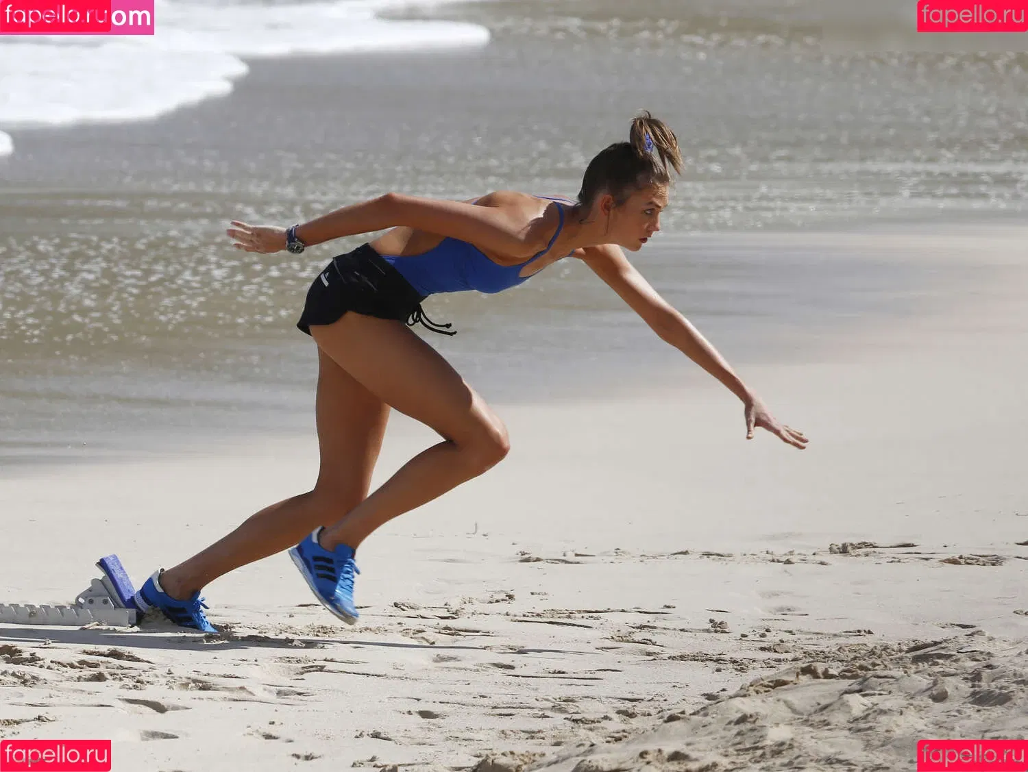 Karlie Kloss Onlyfans Photo Gallery 