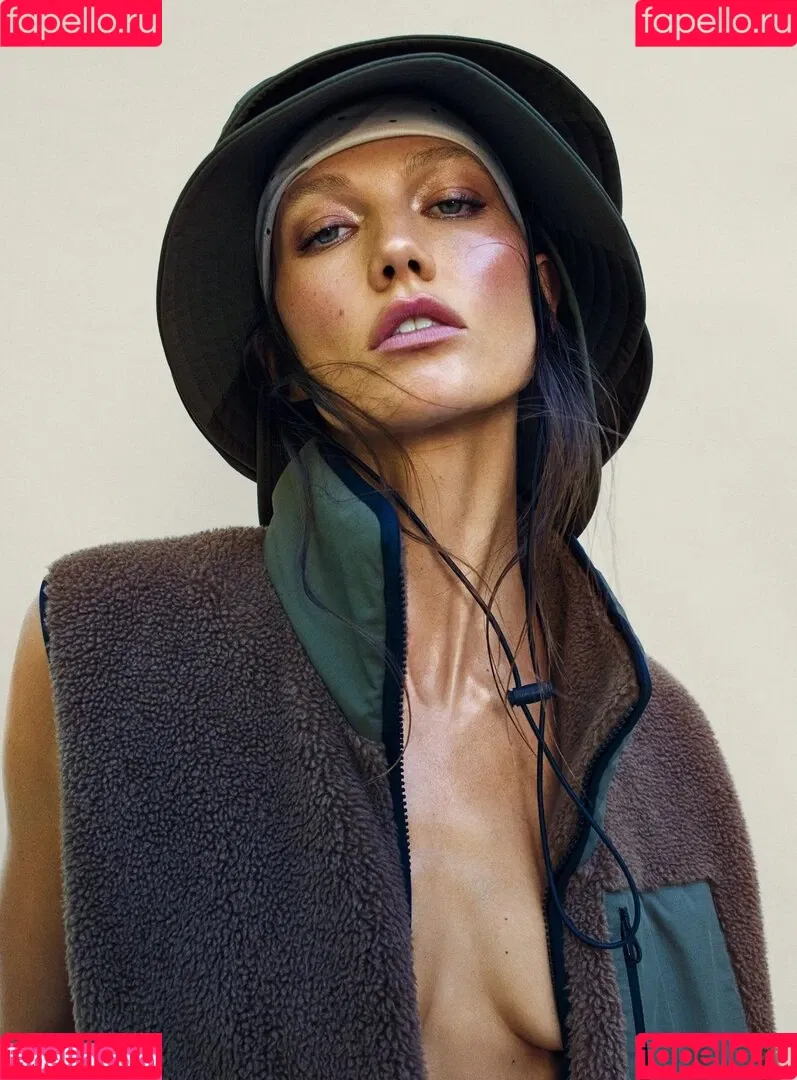Karlie Kloss Onlyfans Photo Gallery 