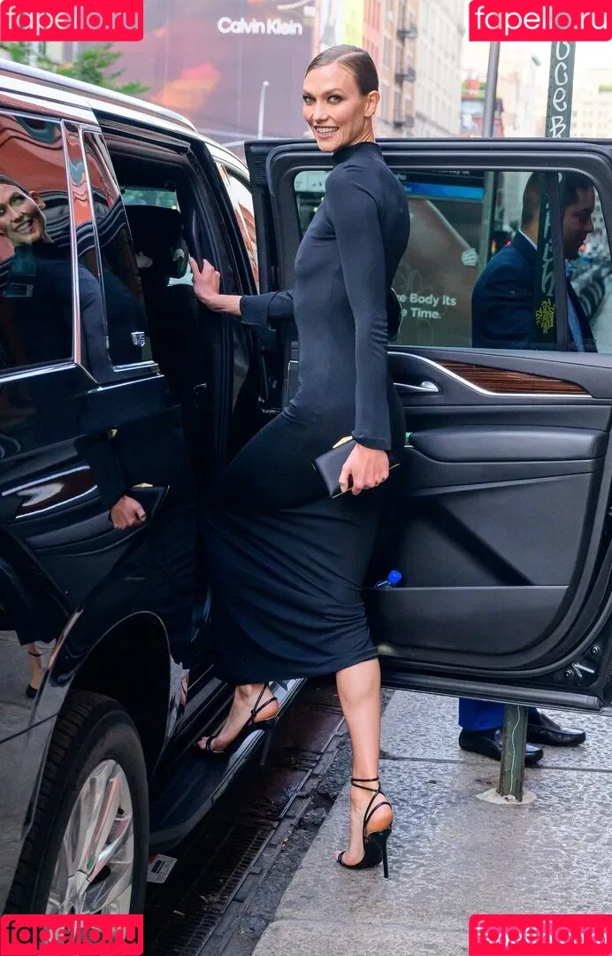 Karlie Kloss Onlyfans Photo Gallery 