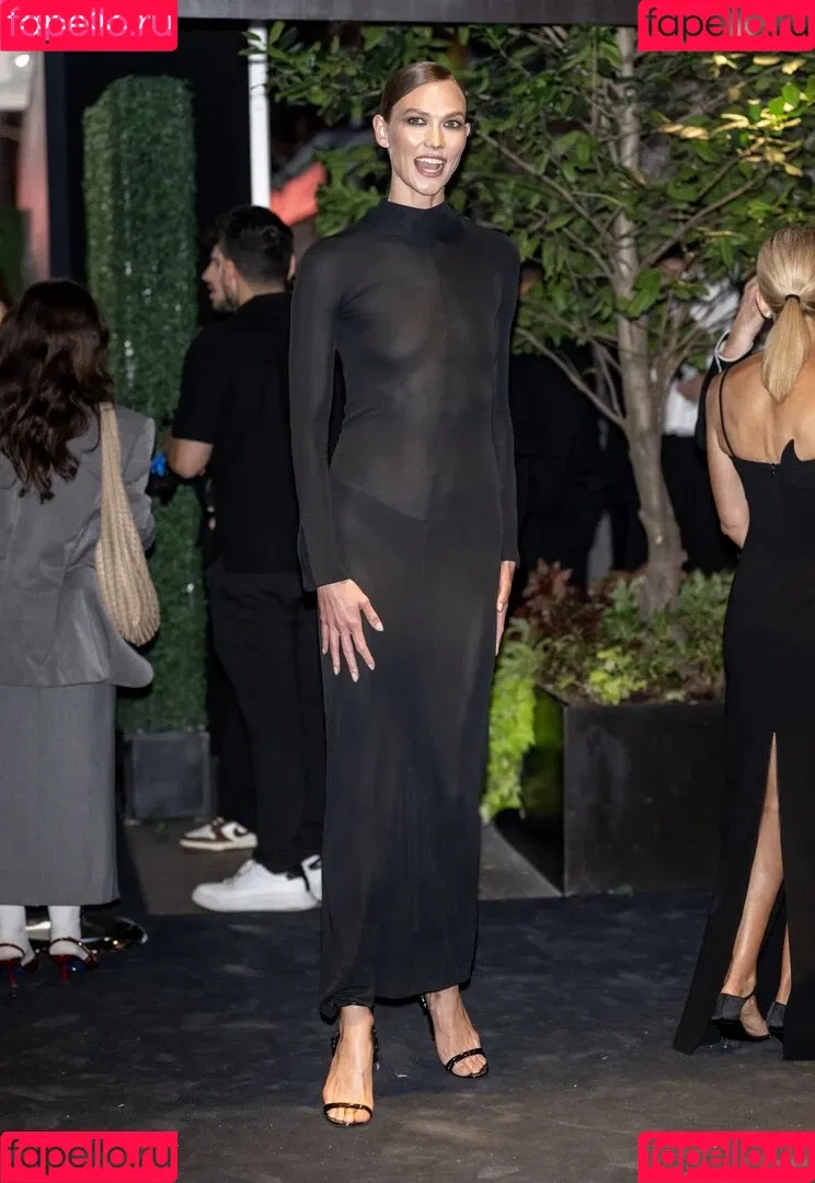 Karlie Kloss Onlyfans Photo Gallery 