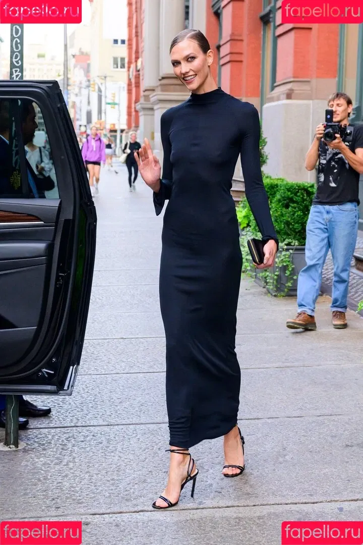 Karlie Kloss Onlyfans Photo Gallery 