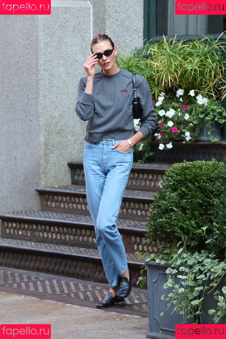 Karlie Kloss Onlyfans Photo Gallery 