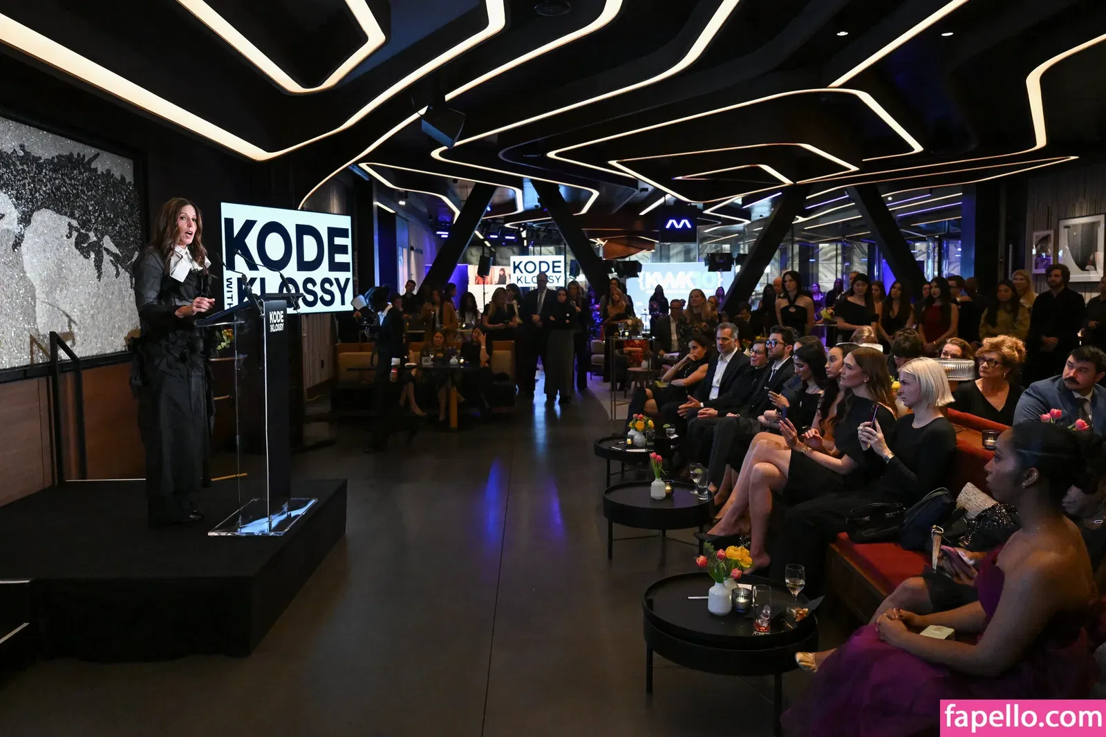 Karlie Kloss Onlyfans Photo Gallery 