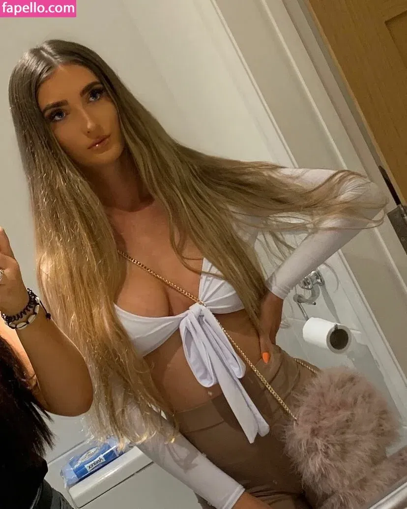 Ellabeth Willis Onlyfans Photo Gallery 