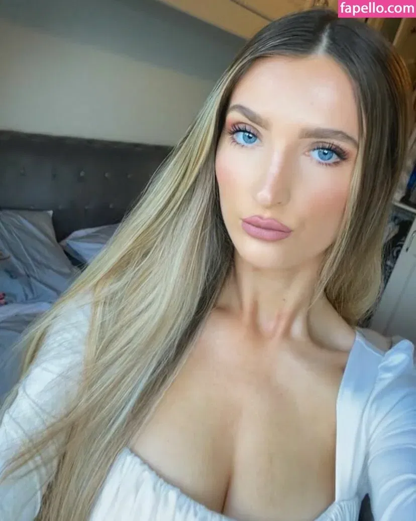 Ellabeth Willis Onlyfans Photo Gallery 