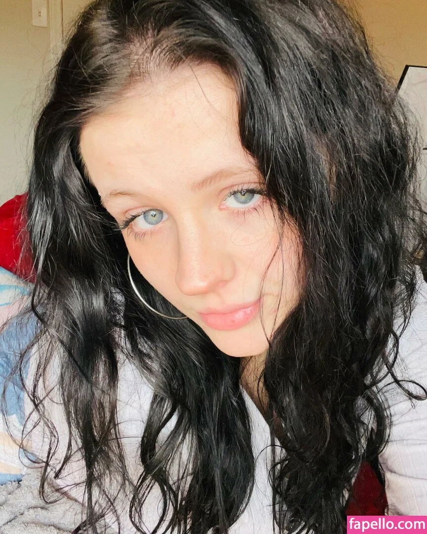 Kellybaby_yy Onlyfans Photo Gallery 